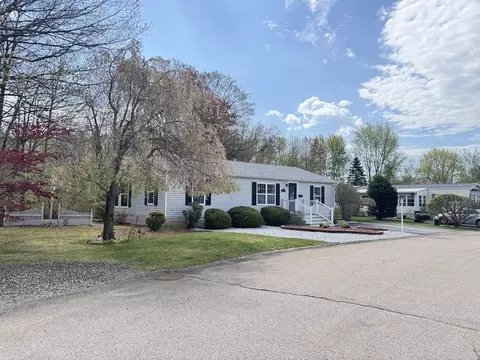 9 Kylee Dr, Plainville, MA 02762 photo 2