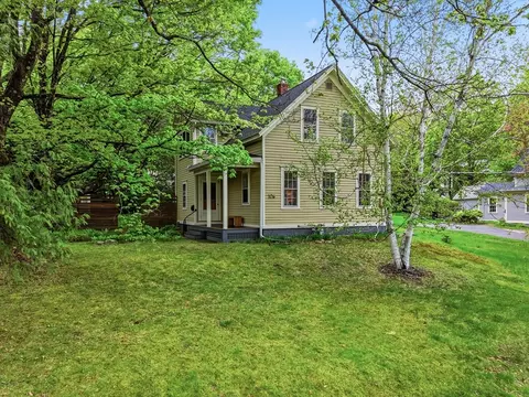 106 Chestnut St, Florence, MA 01062