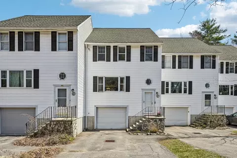 13 Stanorm Dr #F, Newmarket, NH 03857