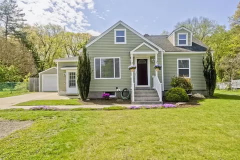 40 Susan Ave, South Hadley, MA 01075