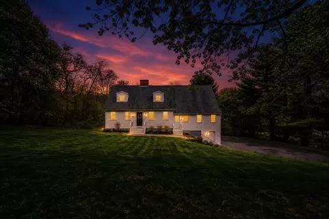 692 Cronin Rd, West Brookfield, MA 01585