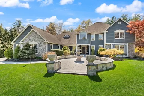 47 Symphony Dr, Easton, MA 02356