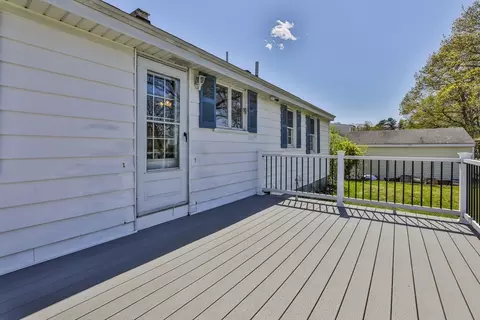 Exterior - 17 Gorham St, Lawrence, MA 01843 photo 7 of 8
