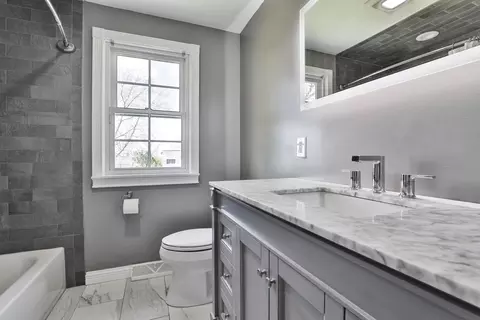 Bath - 17 Gorham St, Lawrence, MA 01843 photo 2 of 4