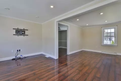 Living - 17 Gorham St, Lawrence, MA 01843 photo 6 of 9