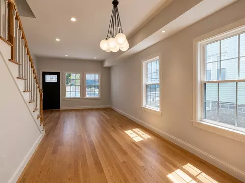 31 Westmore Rd #31, Mattapan, MA 02126