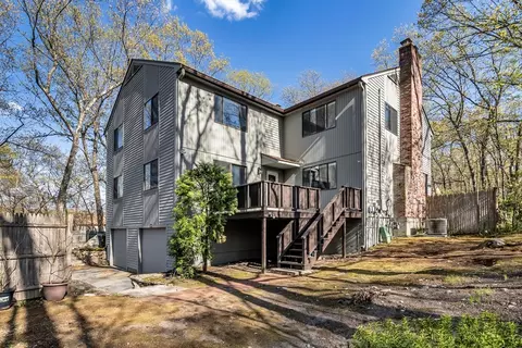 146 Mountain Gate Rd #146, Ashland, MA 01721