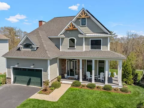 9 Manor Way, Cohasset, MA 02025