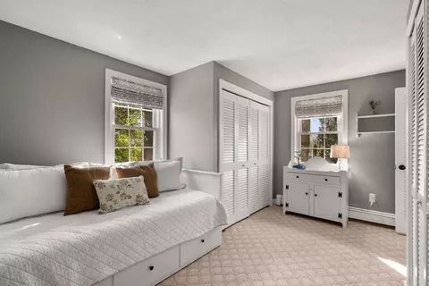 22 Crest Rd, Framingham, MA 01702 photo 15