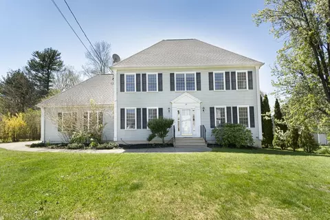 28 Rosedale Ave, Shrewsbury, MA 01545