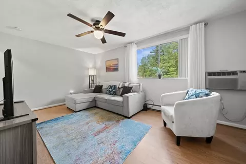 295 Main St #15, Reading, MA 01867