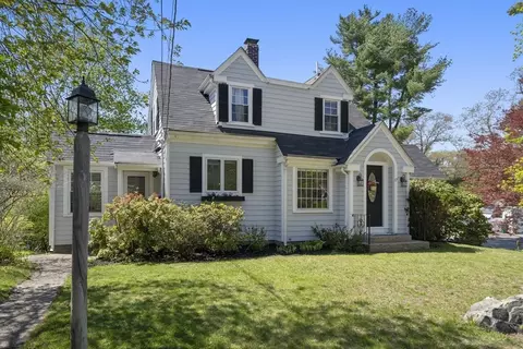 17 Dalton, Holbrook, MA 02343