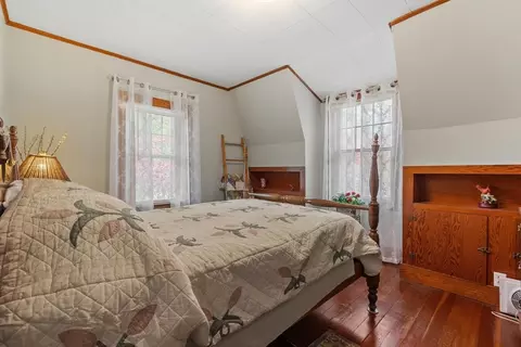 Bedroom - 464 Pinedale Ave, Athol, MA 01331 photo 4 of 5