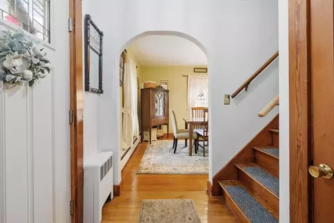 Entry Way - 464 Pinedale Ave, Athol, MA 01331 photo 1 of 2