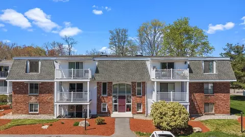 96 Main #A3, Foxboro, MA 02035