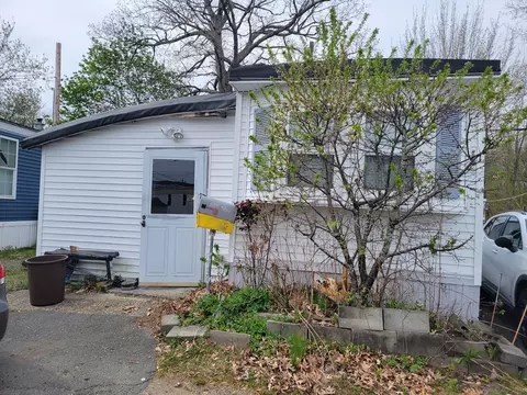 96-98 Newbury St #10B, Danvers, MA 01923