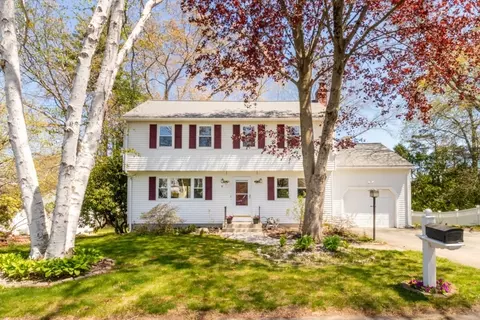 6 Dennis Rd, Milford, MA 01757