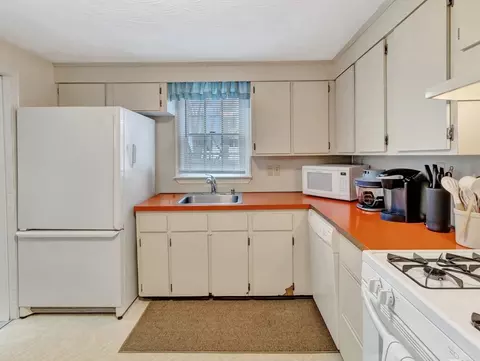 Kitchen - 5 G St, Hull, MA 02045 photo 2 of 4