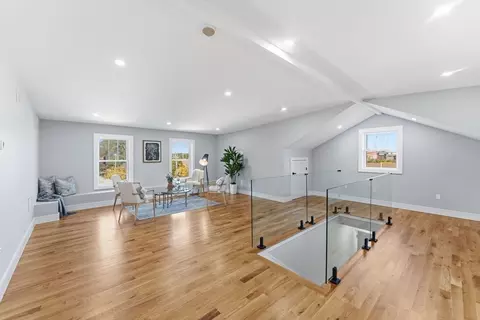 143 Hunting Rd, Needham, MA 02494 photo 35
