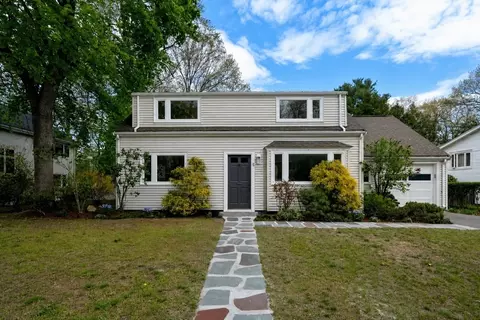 78 Vine St, Chestnut Hill, MA 02467
