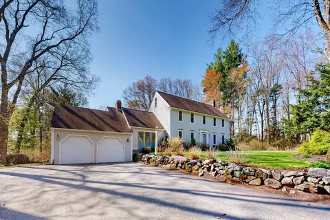 238 Marlboro Rd, Sudbury, MA 01776