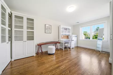 Bedroom - 35 Marshall Rd, Wellesley, MA 02482 photo 6 of 6