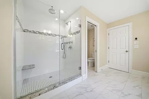 Bath - 35 Marshall Rd, Wellesley, MA 02482 photo 3 of 6