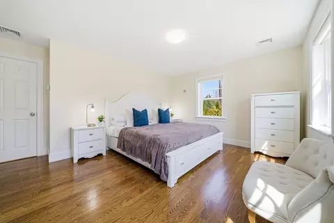 Bedroom - 35 Marshall Rd, Wellesley, MA 02482 photo 4 of 6