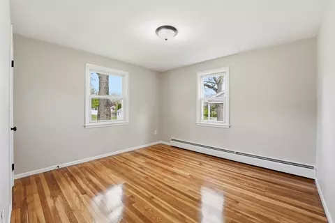 Bedroom - 129 Cooper St, Springfield, MA 01108 photo 4 of 9
