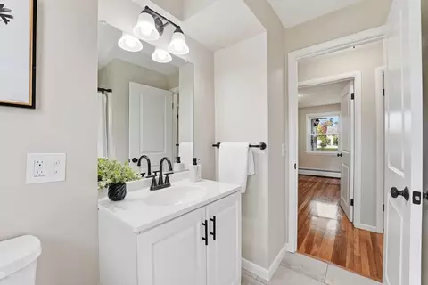Bath - 129 Cooper St, Springfield, MA 01108 photo 2 of 2
