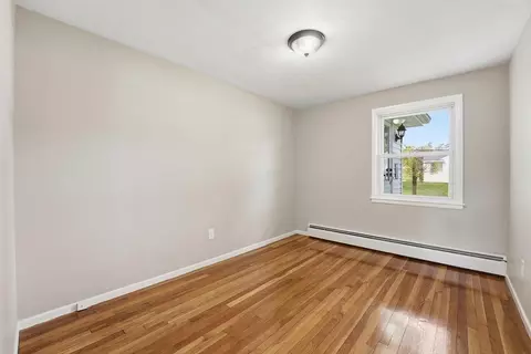 Bedroom - 129 Cooper St, Springfield, MA 01108 photo 6 of 9