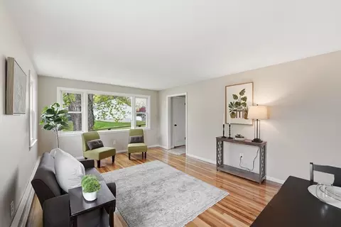 Living - 129 Cooper St, Springfield, MA 01108 photo 2 of 3
