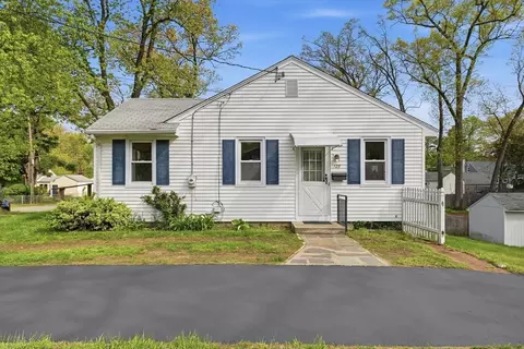 Exterior - 129 Cooper St, Springfield, MA 01108 photo 8 of 11