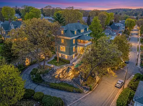 5 Ridgewood Rd, Malden, MA 02148