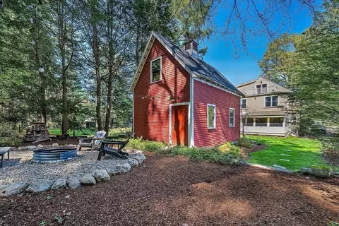 Exterior - 77 Brook Rd, Weston, MA 02493 photo 9 of 13