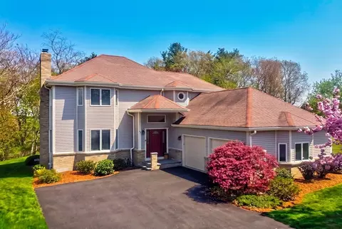43 Hampshire Rd, Peabody, MA 01960