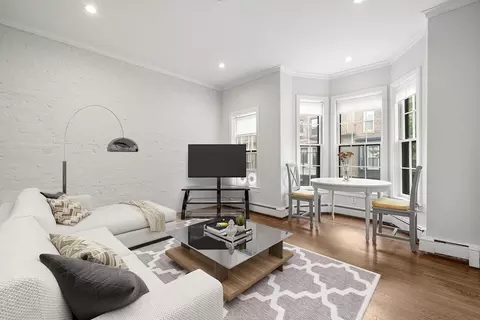 11 Dartmouth Pl #11-2, Boston, MA 02116