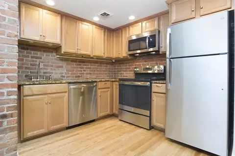 95 Gainsborough St #7, Boston, MA 02115