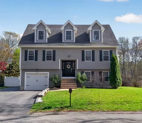 219 River Rd, Tewksbury, MA 01876