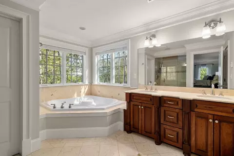 84 Glendale Rd, Needham, MA 02492 photo 22