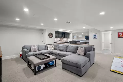 84 Glendale Rd, Needham, MA 02492 photo 35
