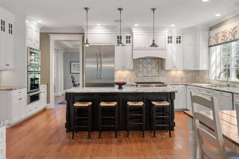 84 Glendale Rd, Needham, MA 02492 photo 8
