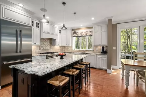 84 Glendale Rd, Needham, MA 02492 photo 11