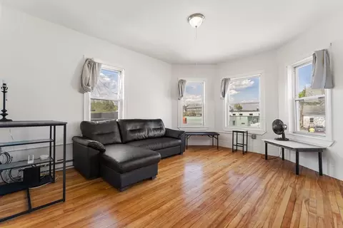 Living - 71 Maywood St, Worcester, MA 01603 photo 4 of 4