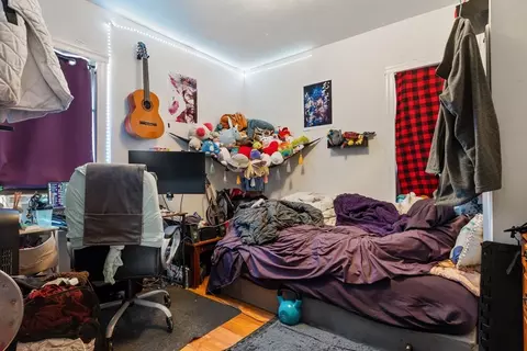Bedroom - 71 Maywood St, Worcester, MA 01603 photo 3 of 8