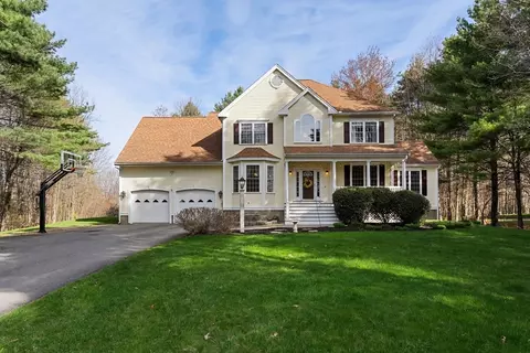 12 Alder Way, Lunenburg, MA 01462