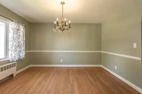 277 Valentine St, Fall River, MA 02720 photo 3