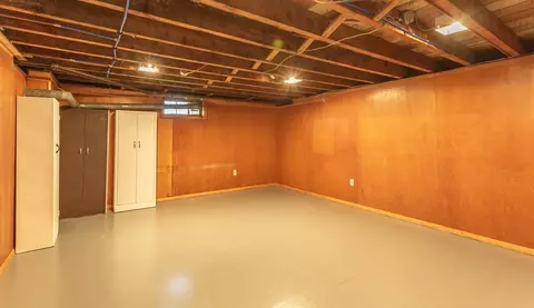 277 Valentine St, Fall River, MA 02720 photo 31