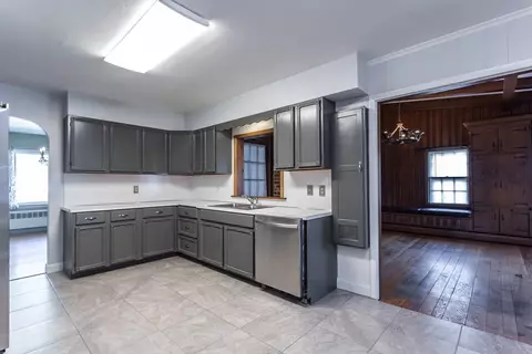 277 Valentine St, Fall River, MA 02720 photo 18