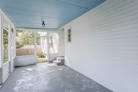277 Valentine St, Fall River, MA 02720 photo 23